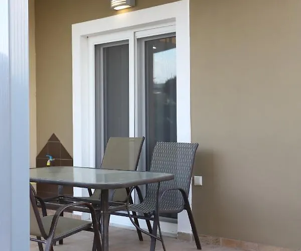 Deluxe Andreas * 利迈纳里亚